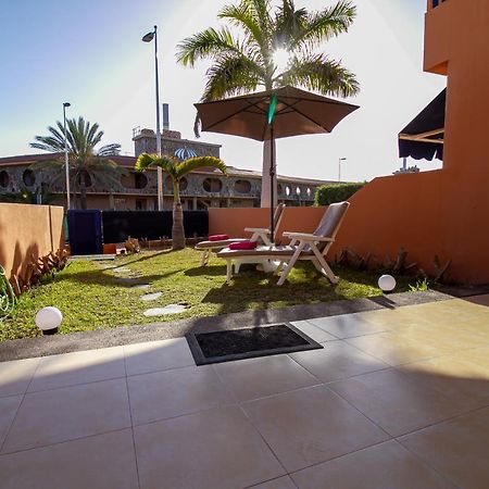 Duplex Meloneras With Free Wifi And Private Garden Villa Bagian luar foto