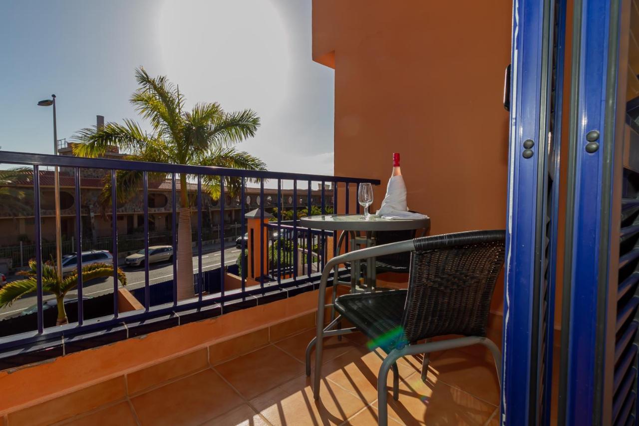 Duplex Meloneras With Free Wifi And Private Garden Villa Bagian luar foto
